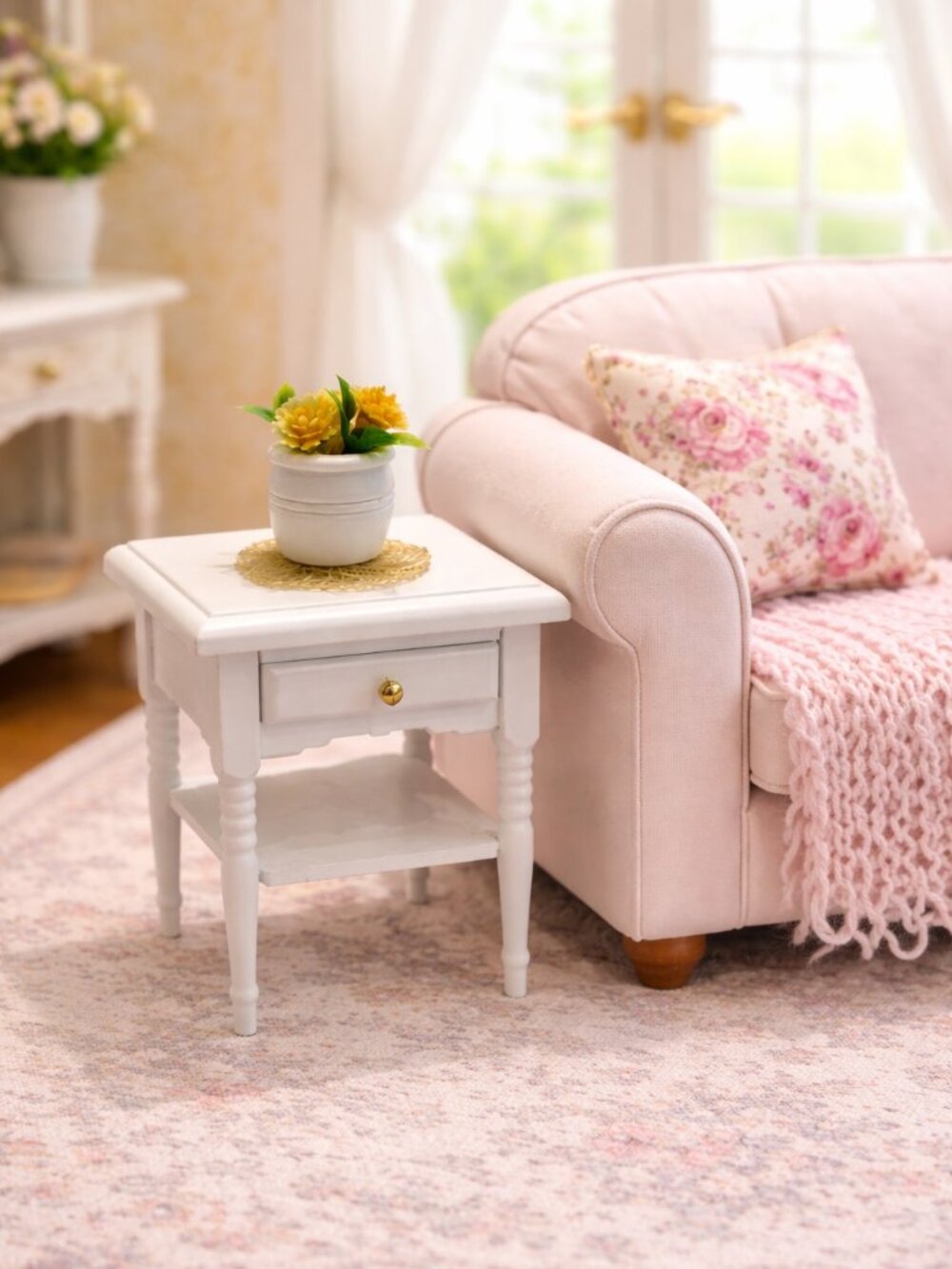 Dollhouse White Side Table w/ Flower Pot Miniature Furniture Mini End Table 1:12